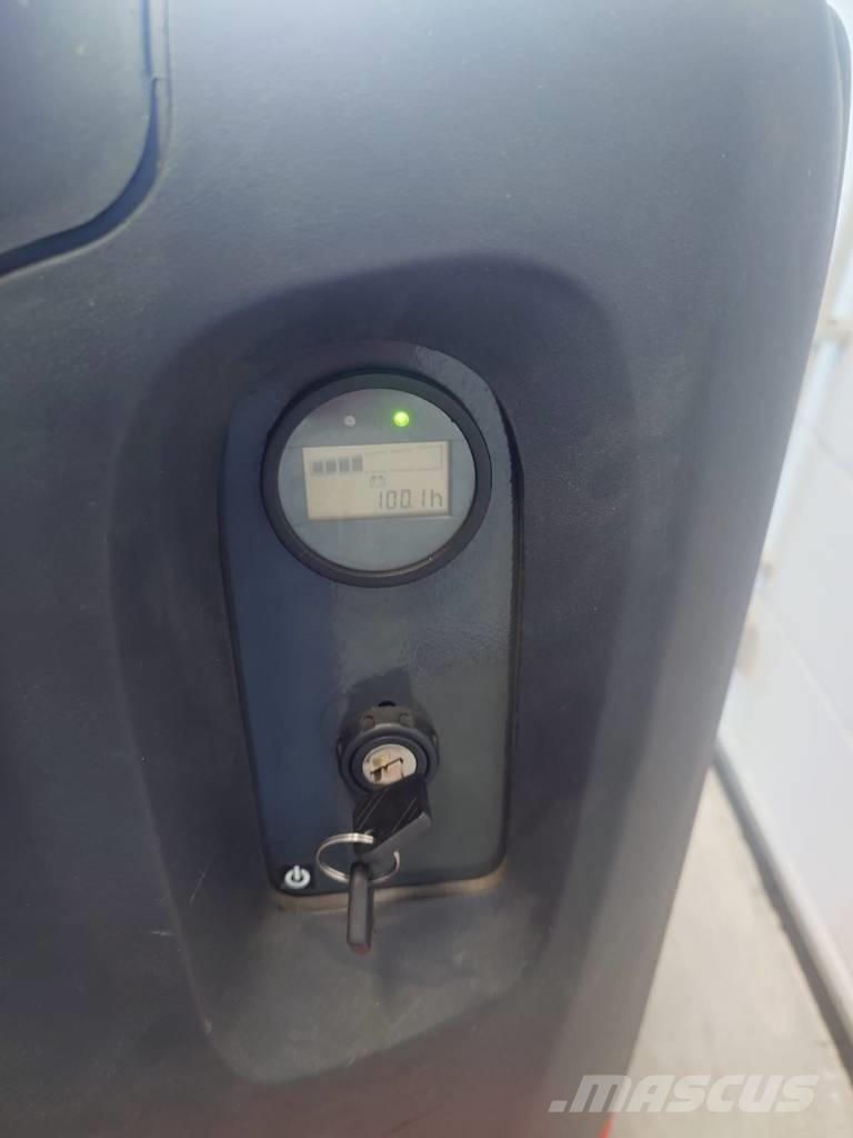 Linde T16P/1151-02 Porta-paletes com plataforma