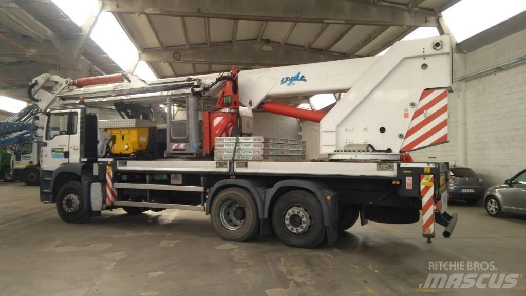 Oil & Steel EAGLE 4426 Plataformas aéreas montadas em camião