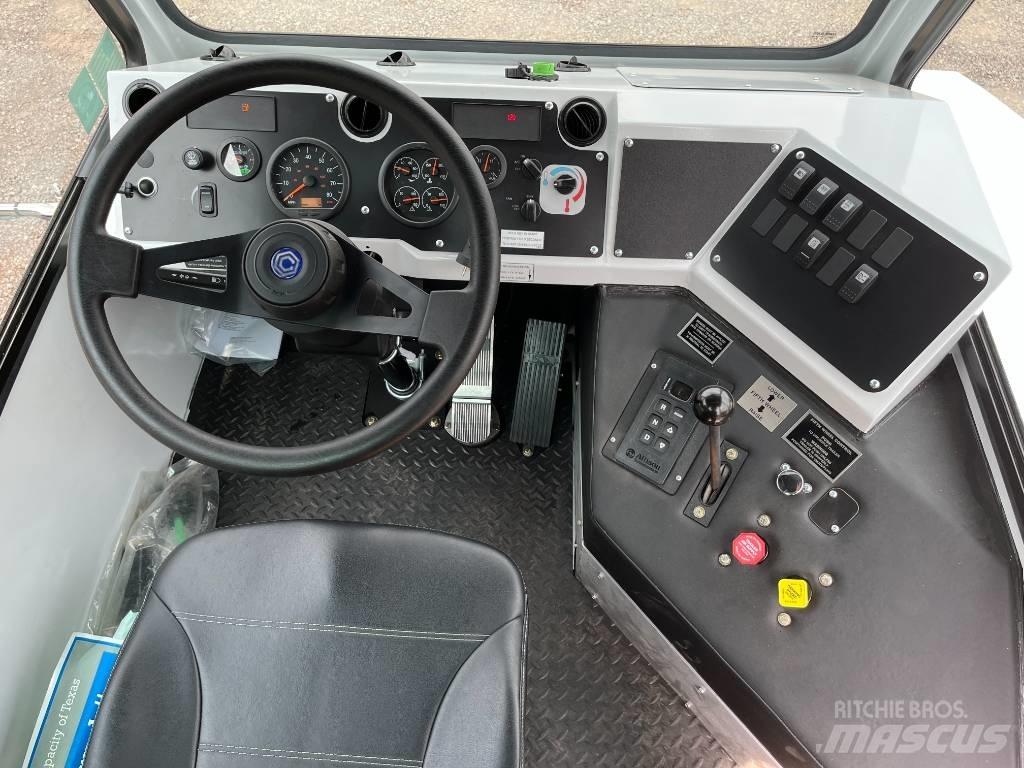 Capacity TJ5000 Tractores terminais