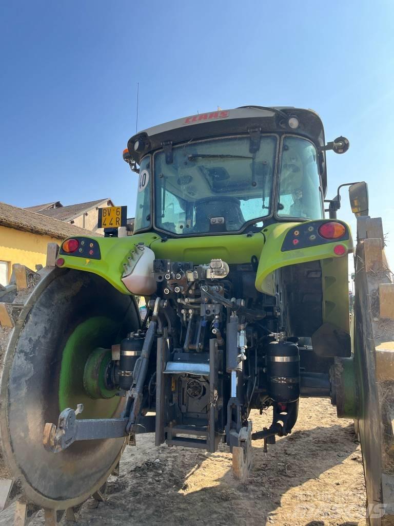 CLAAS ARION 470 Tratores Agrícolas usados