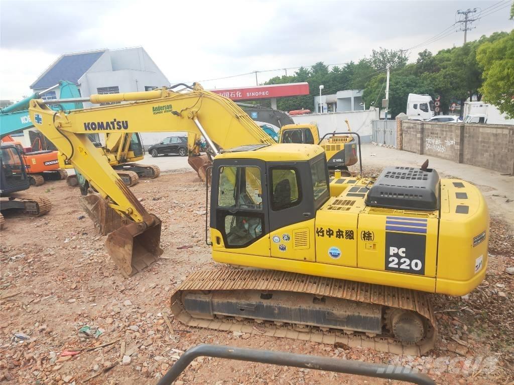 Komatsu PC220-7 Escavadeiras de esteiras