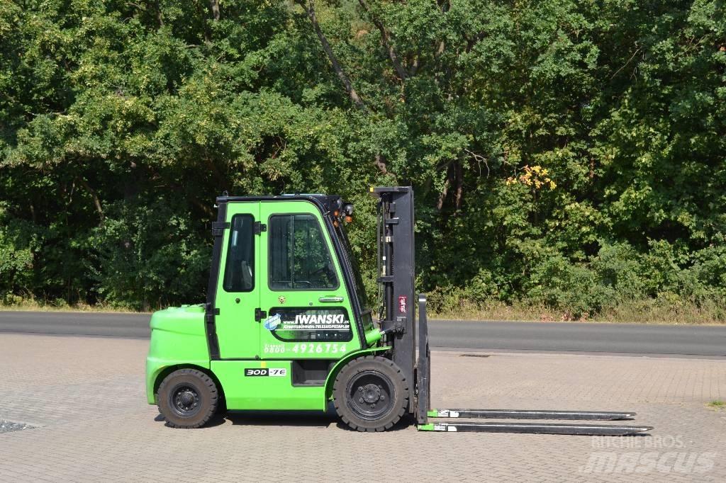 Hyundai 30 D-7 Empilhadores Diesel