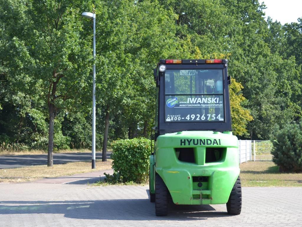 Hyundai 30 D-7 Empilhadores Diesel