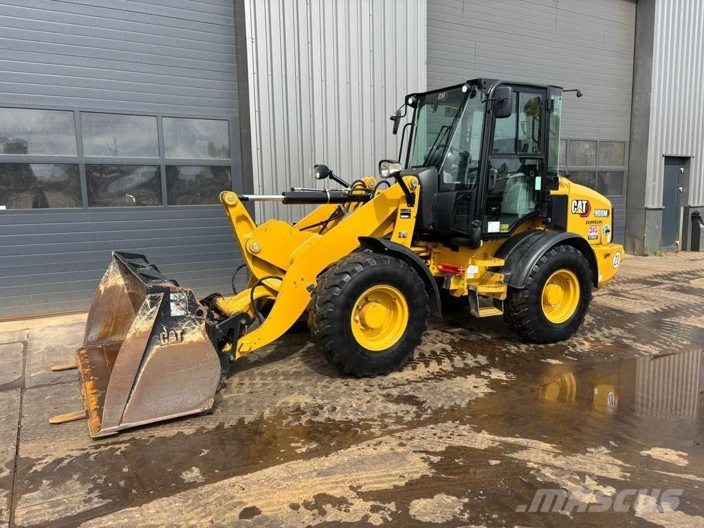 CAT 908M Carregadeiras de rodas