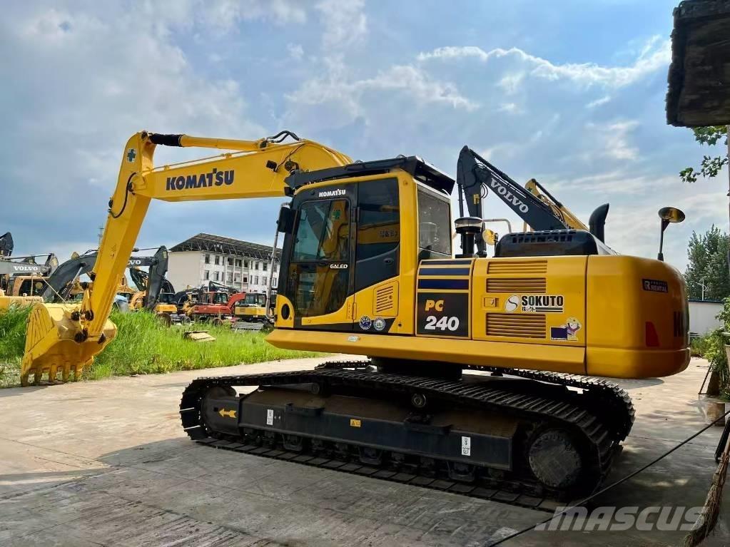 Komatsu PC 240 Escavadeiras de esteiras