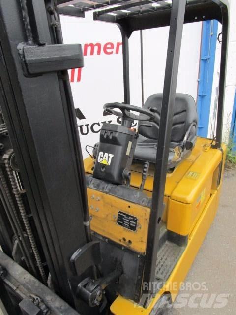 CAT EP18KT Empilhadores eléctricos