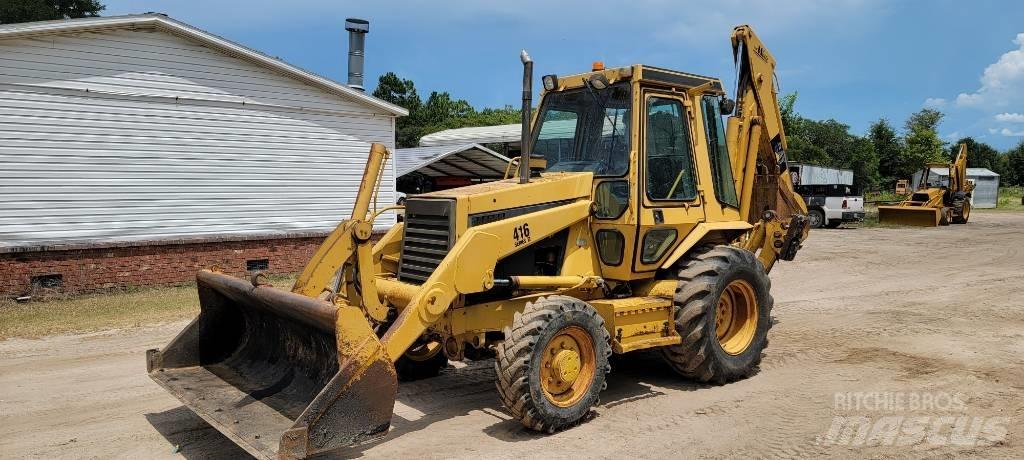 CAT 416 Retroescavadeiras
