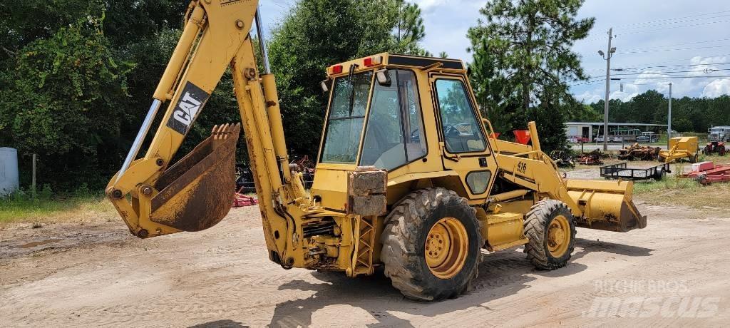 CAT 416 Retroescavadeiras