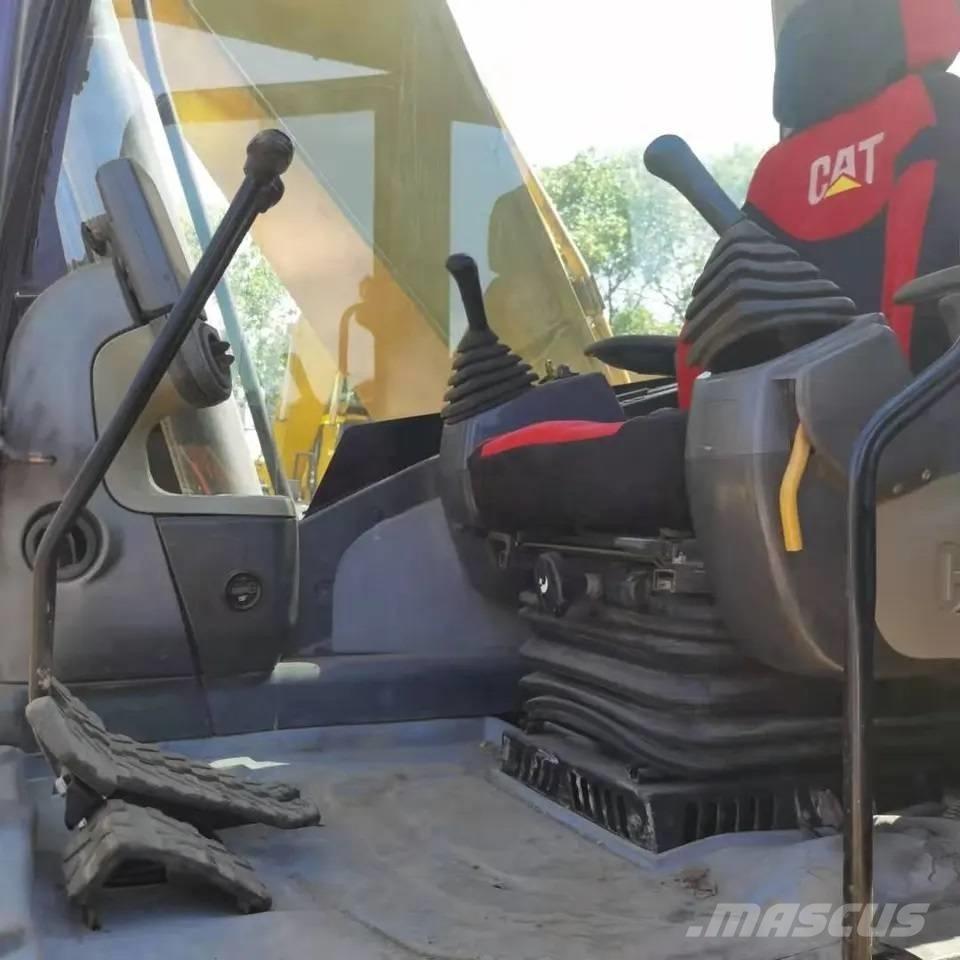 CAT 320 D L Escavadoras Midi 7t - 12t