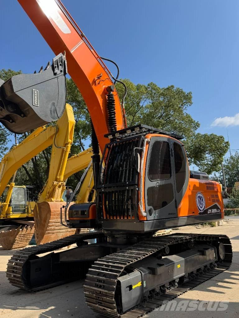 Doosan DX 225 LCA Escavadeiras de esteiras