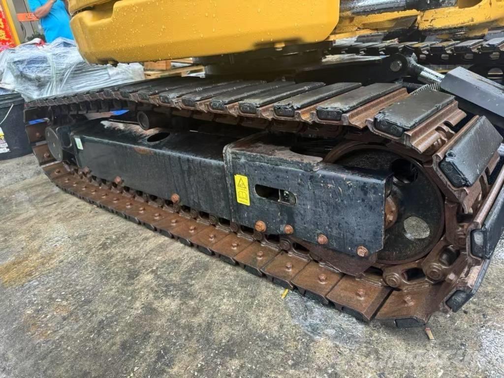 CAT 304 CR Miniescavadeiras