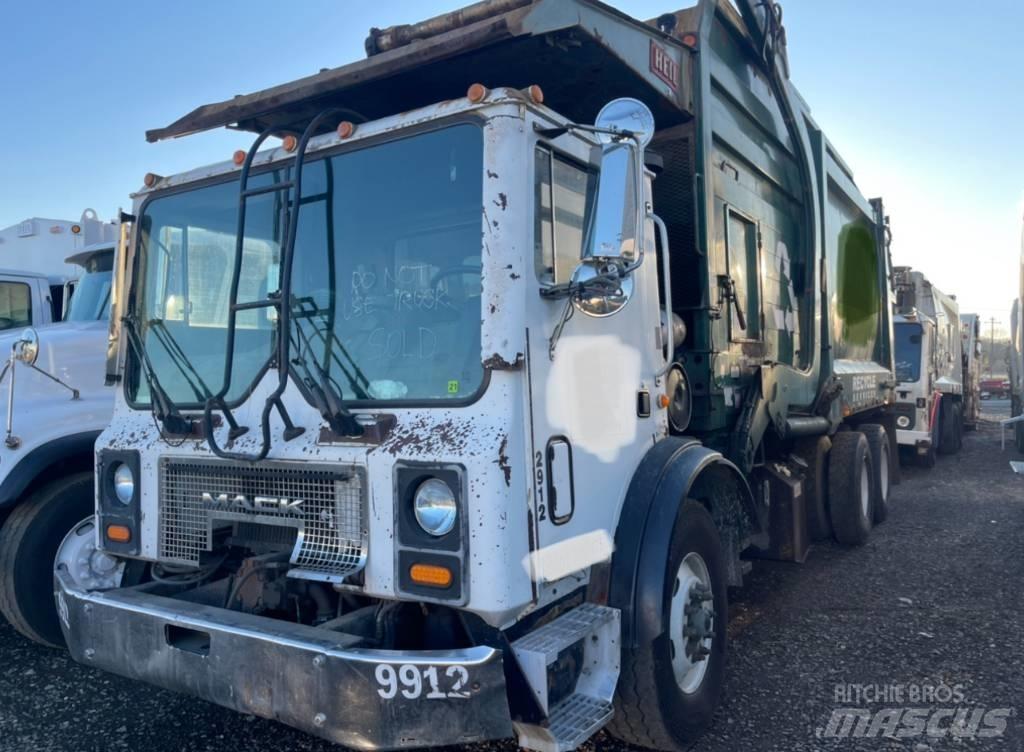 Mack MR600 Camiões de lixo