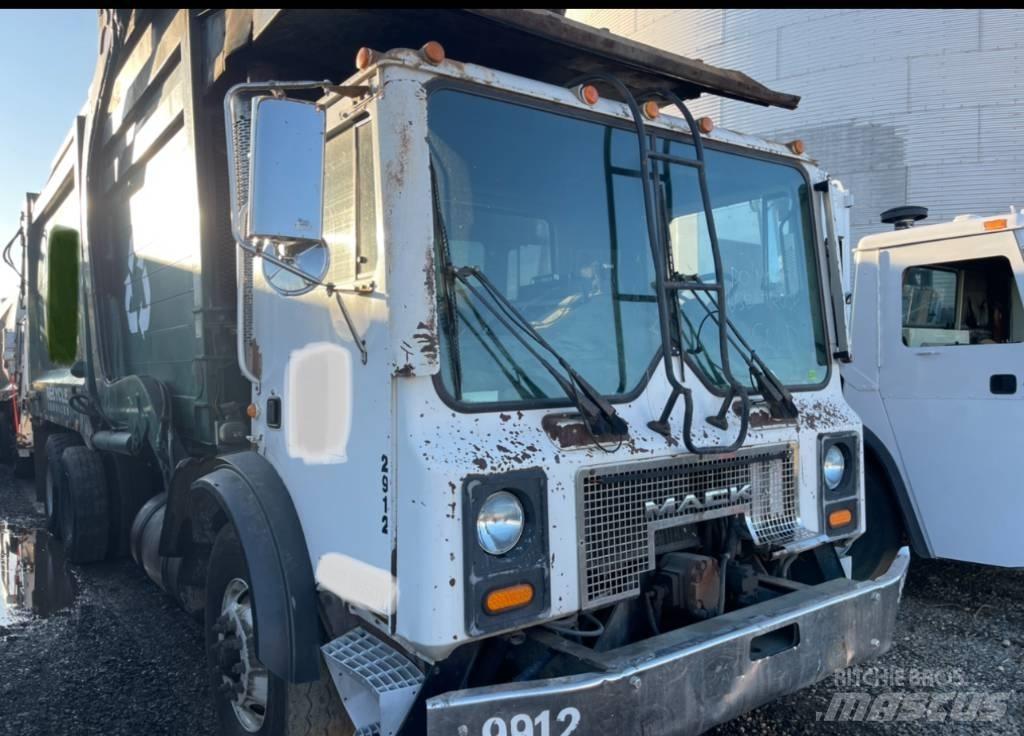 Mack MR600 Camiões de lixo