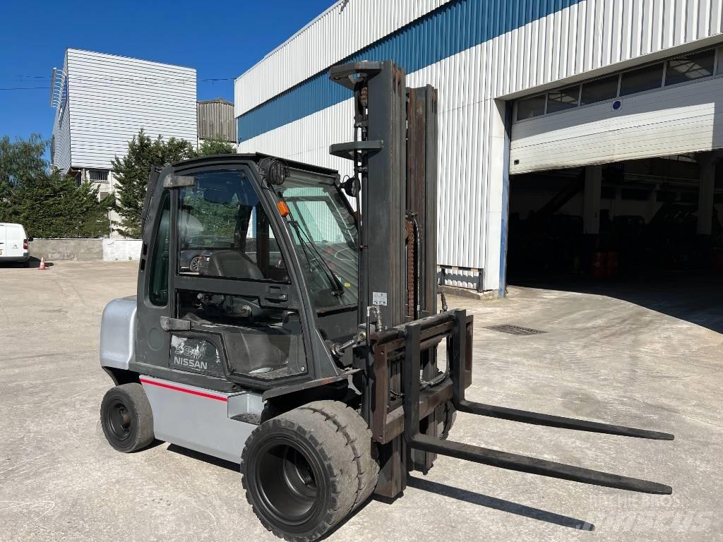 Nissan DX 30 Empilhadores Diesel