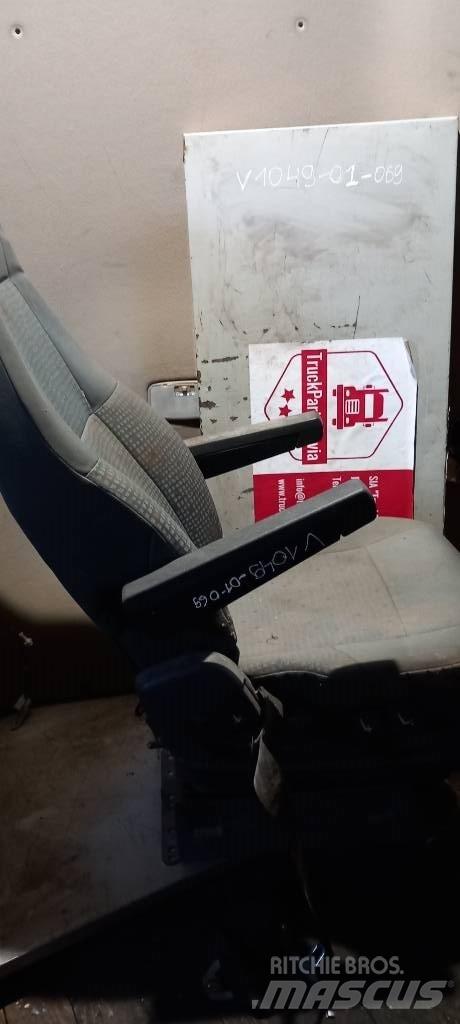 Volvo FH 13.    20591480 Cabines e interior