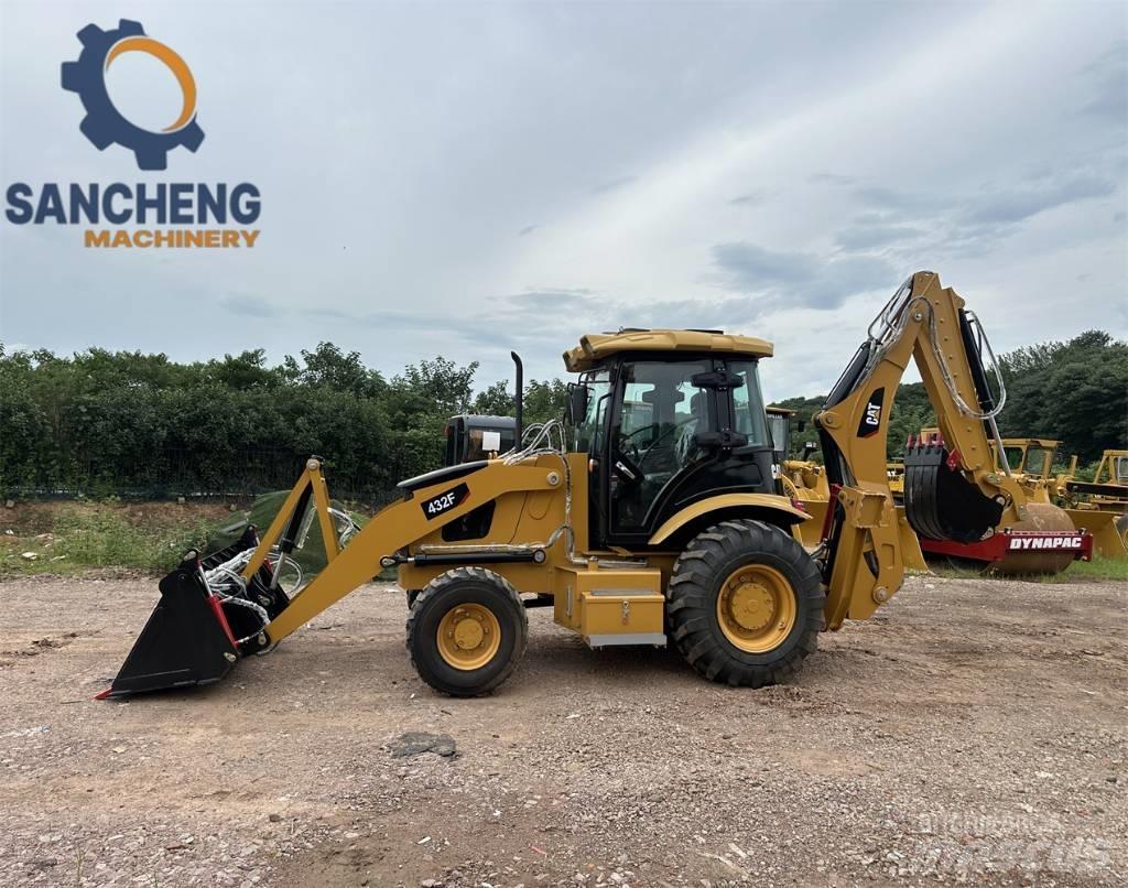 CAT 432 F Retroescavadeiras