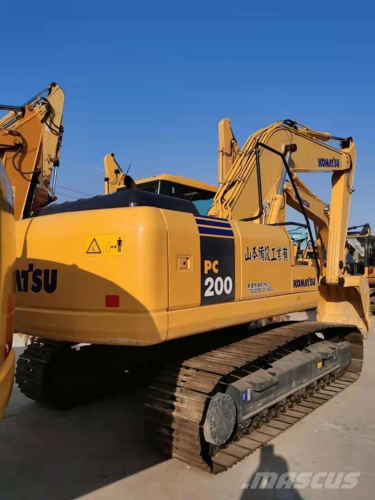 Komatsu PC 200-7 Escavadeiras de esteiras