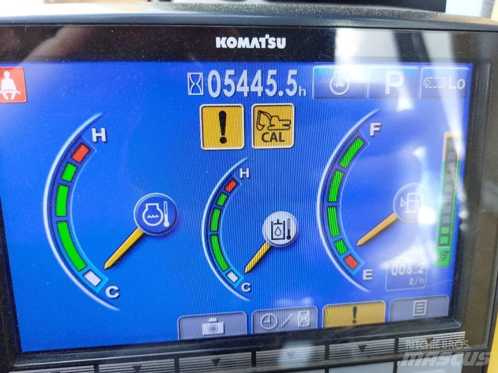Komatsu PC210LCI-10 Escavadeiras de esteiras