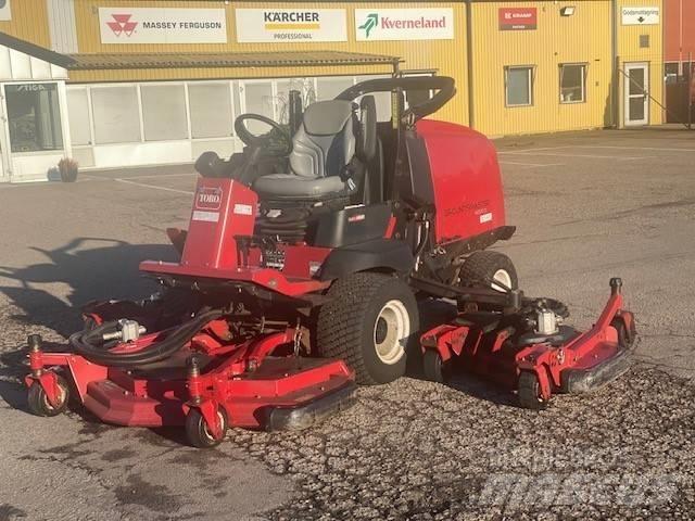 Toro 4000 Corta-Relvas Riders