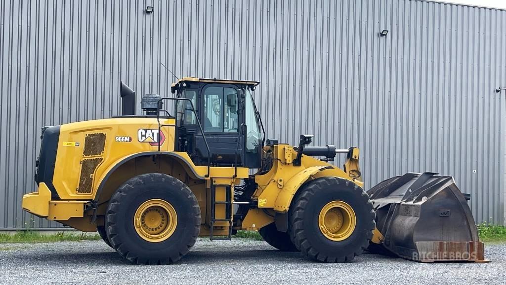 CAT 966 M Carregadeiras de rodas