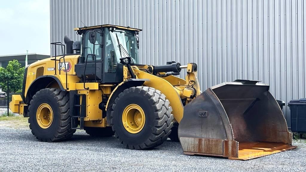 CAT 966 M Carregadeiras de rodas
