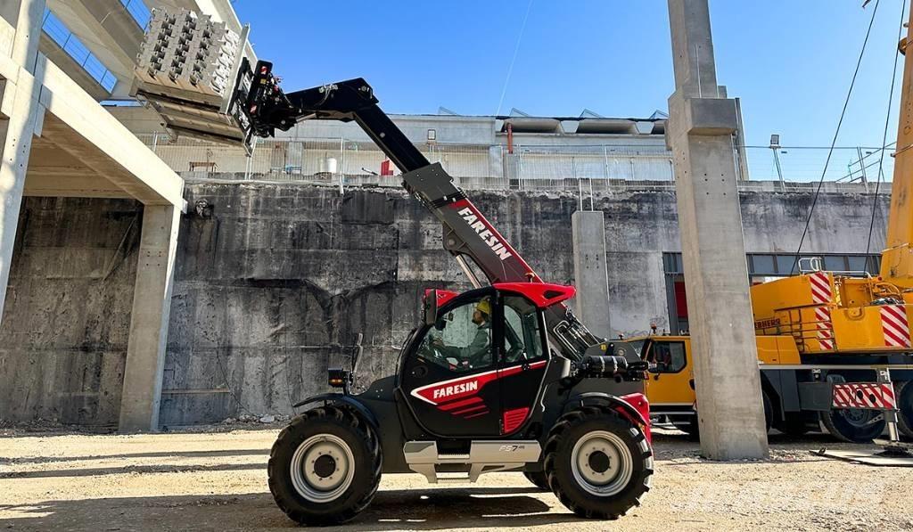 Faresin 7.40 Manipulador telescópico