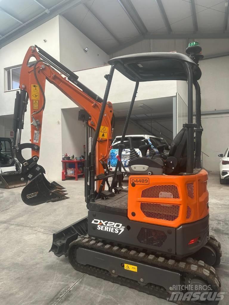 Develon DX 20 Z-7 Miniescavadeiras
