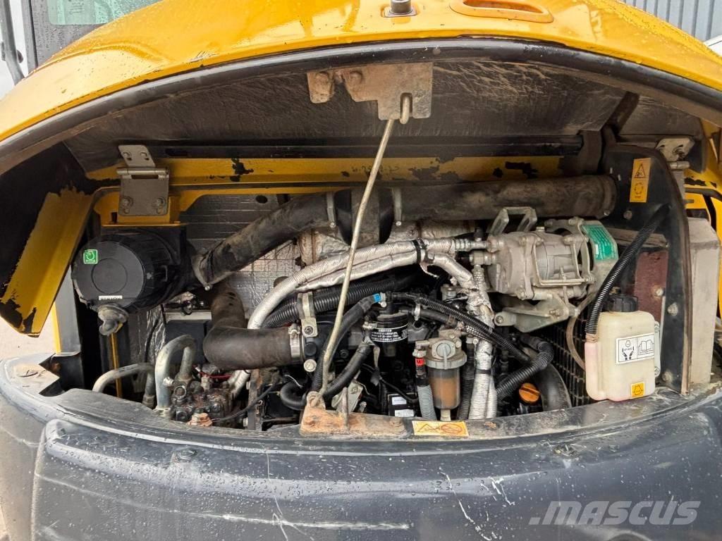 Komatsu PC 80 MR-3 Escavadoras Midi 7t - 12t