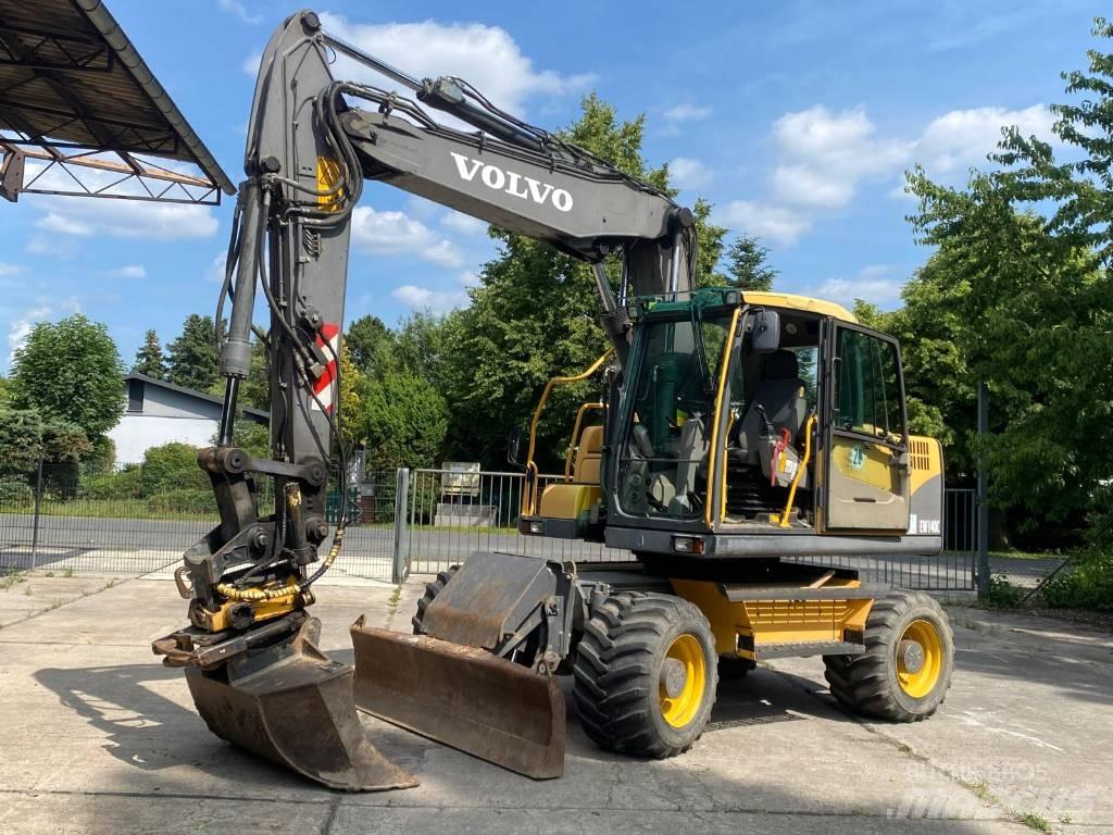 Komatsu EW 140 C Escavadoras de rodas