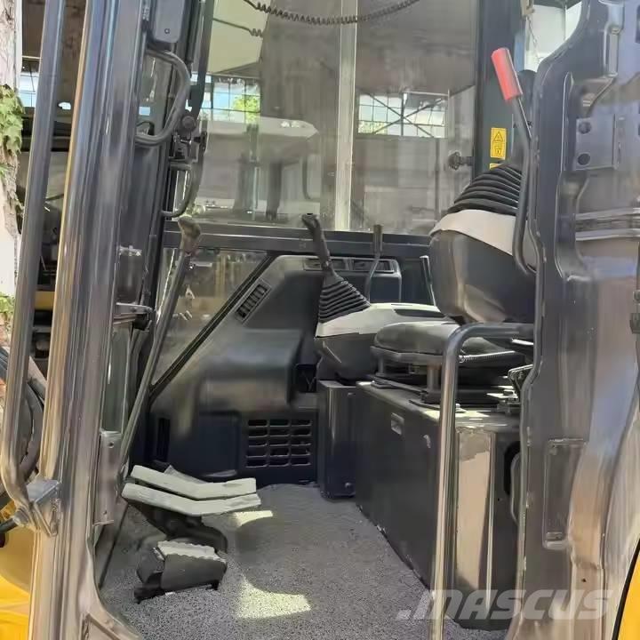 Komatsu PC55MR Miniescavadeiras