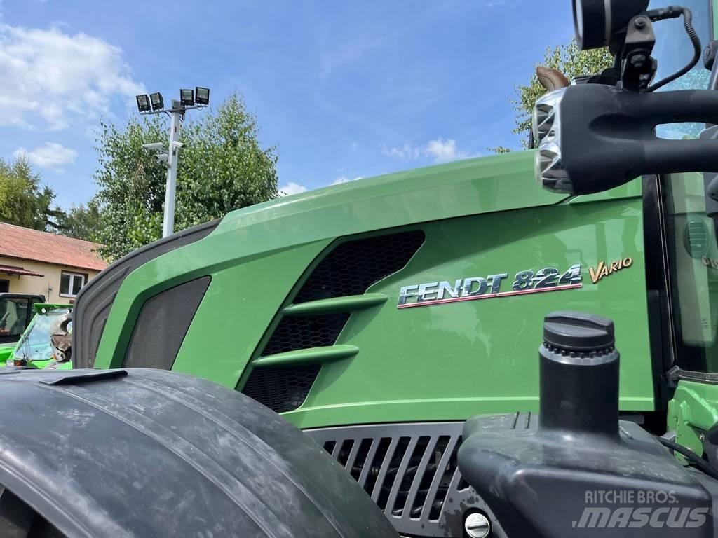 Fendt 824 VARIO Tratores Agrícolas usados