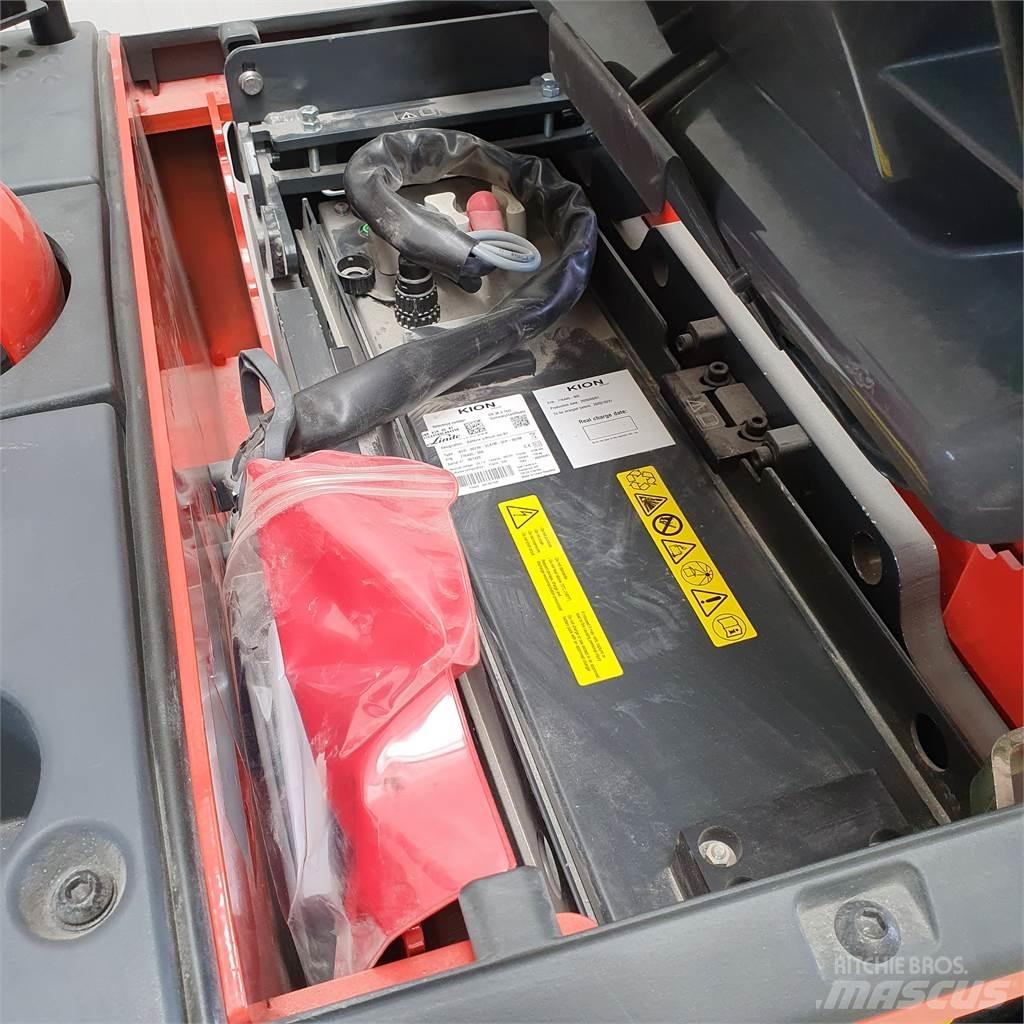 Linde D12AP Empilhador para operador externo