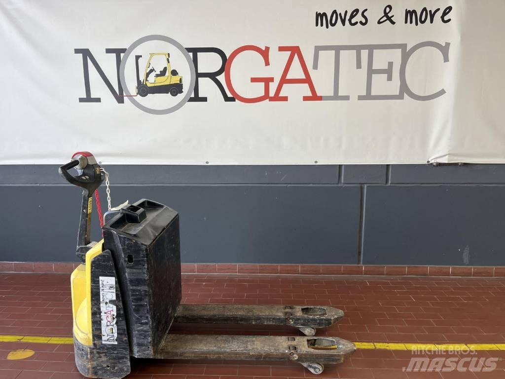 Hyster P1.8 Porta palettes