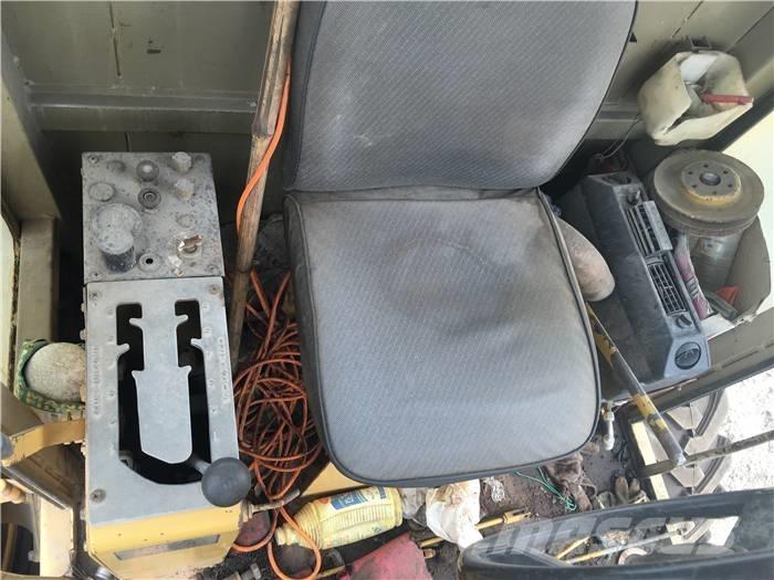 Komatsu GD 511 Motoniveladoras