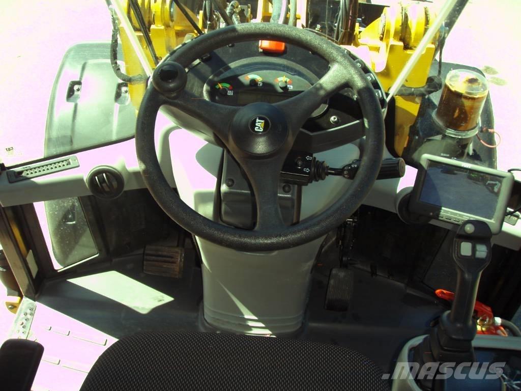 CAT 906 M Carregadeiras de rodas