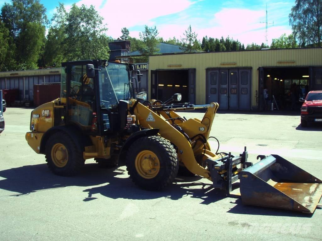 CAT 906 M Carregadeiras de rodas