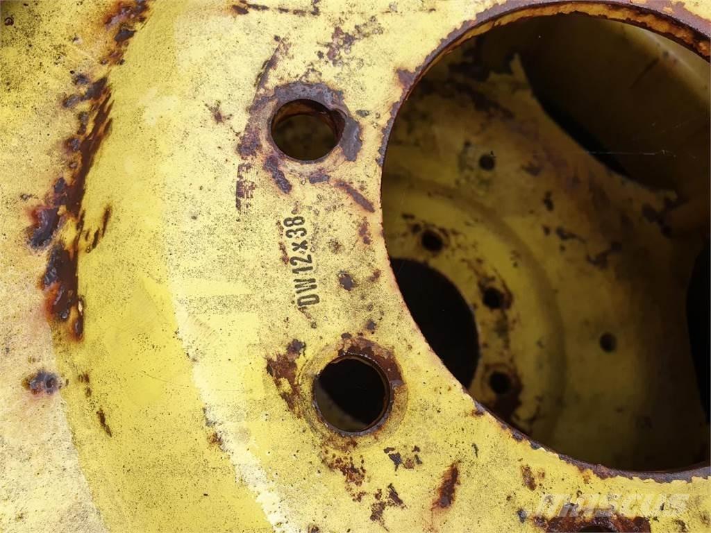 Goodyear 136-38 x2 Pneus Agrícolas
