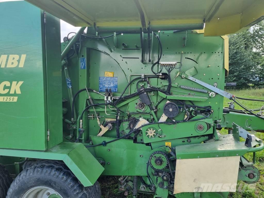 Krone Comprima F125 Enfardadeira de rolos