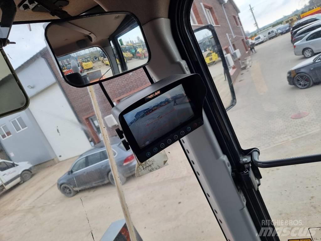 Doosan DL 200-3 Carregadeiras de rodas