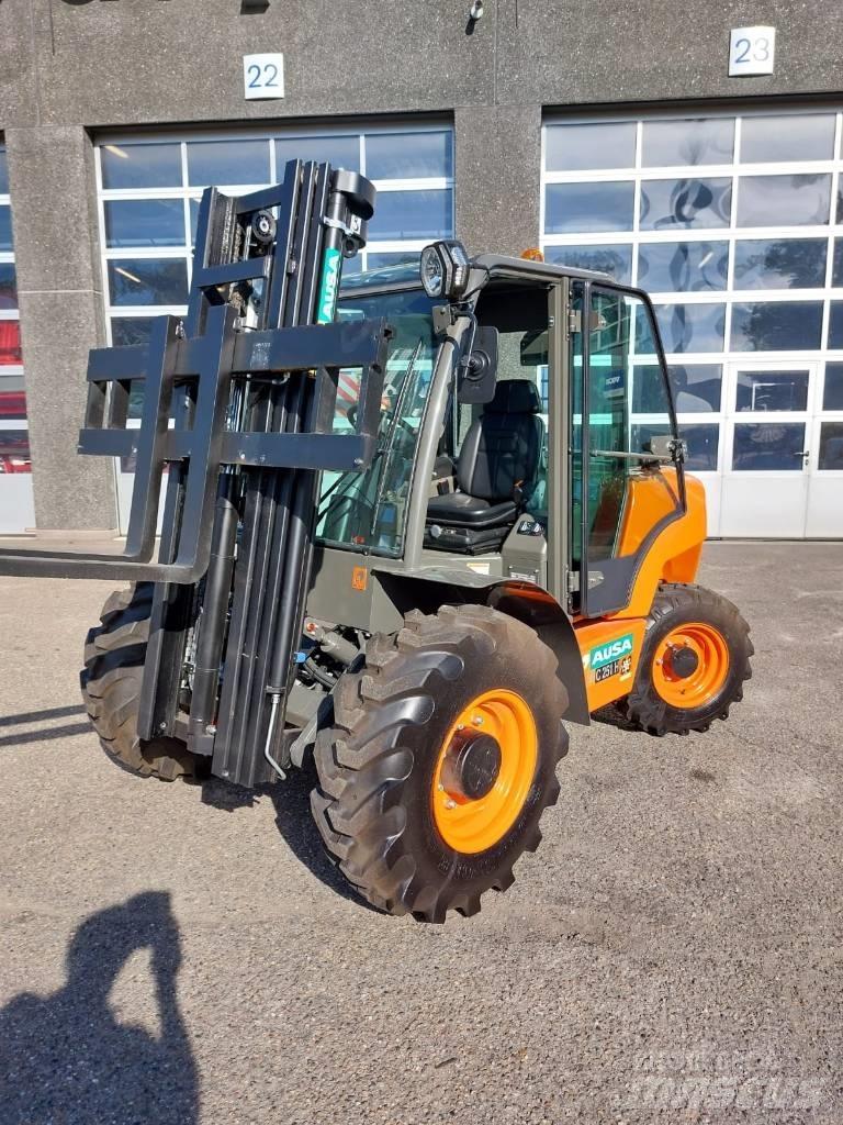 Ausa C 251 H x4 Empilhadores todo-terreno