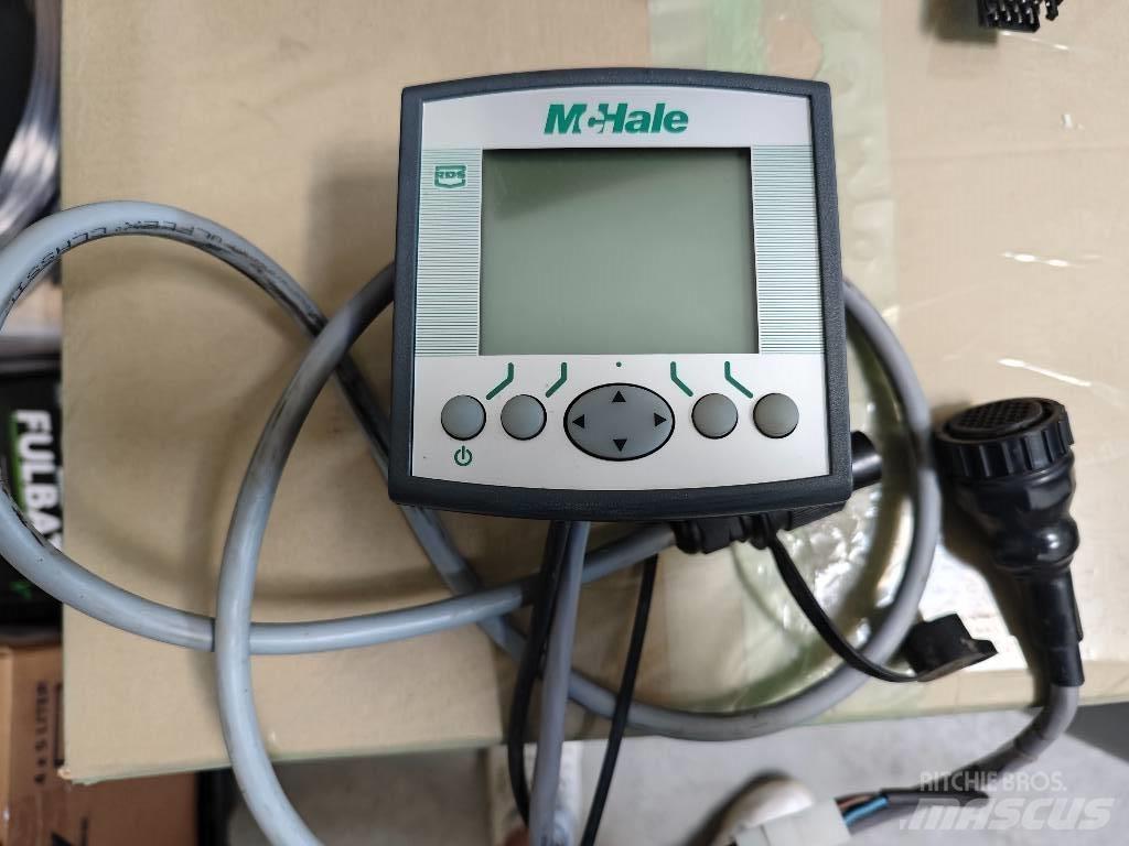 McHale F 5500 Enfardadeira de rolos