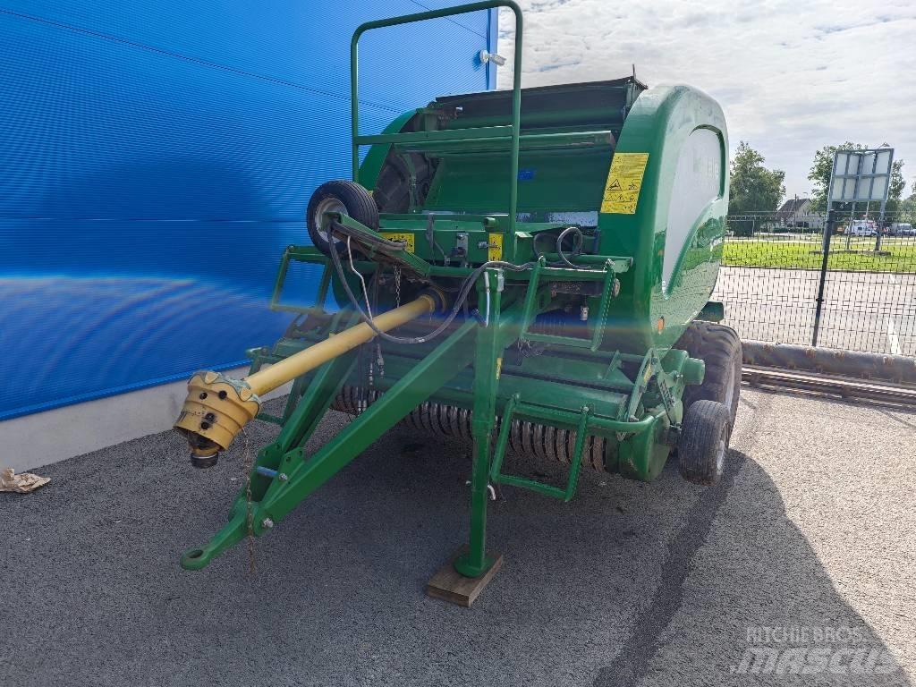 McHale F 5500 Enfardadeira de rolos