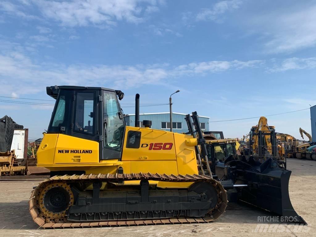 New Holland D 150 Dozers - Tratores rastos