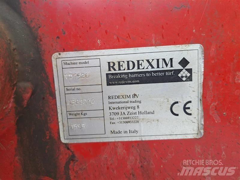Redexim 7526 Arejadores e escarificadores relvados