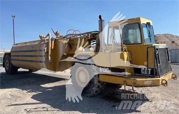 CAT 613C Auto-tanques
