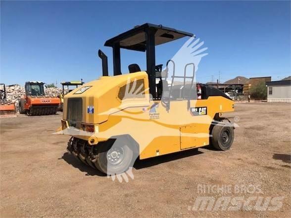 CAT CW16 Cilindros Compactadores de pneus