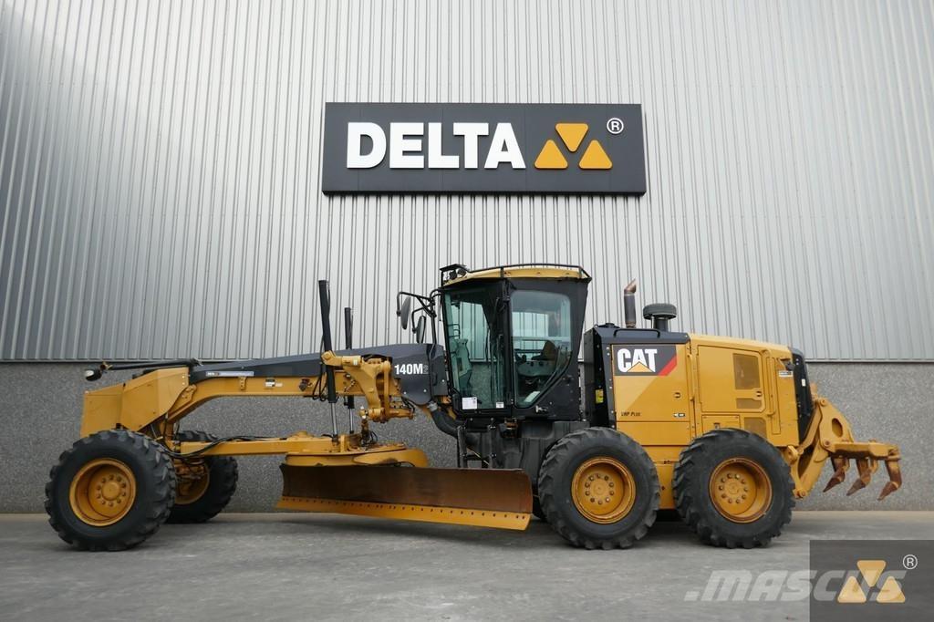 CAT 140M2 Motoniveladoras