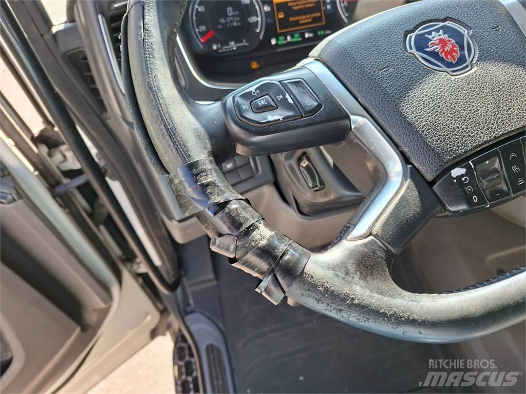 Scania R450 Cavalos Mecânicos