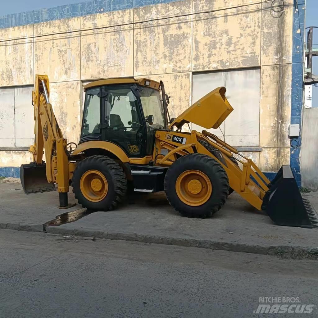 JCB 4CX Retroescavadeiras