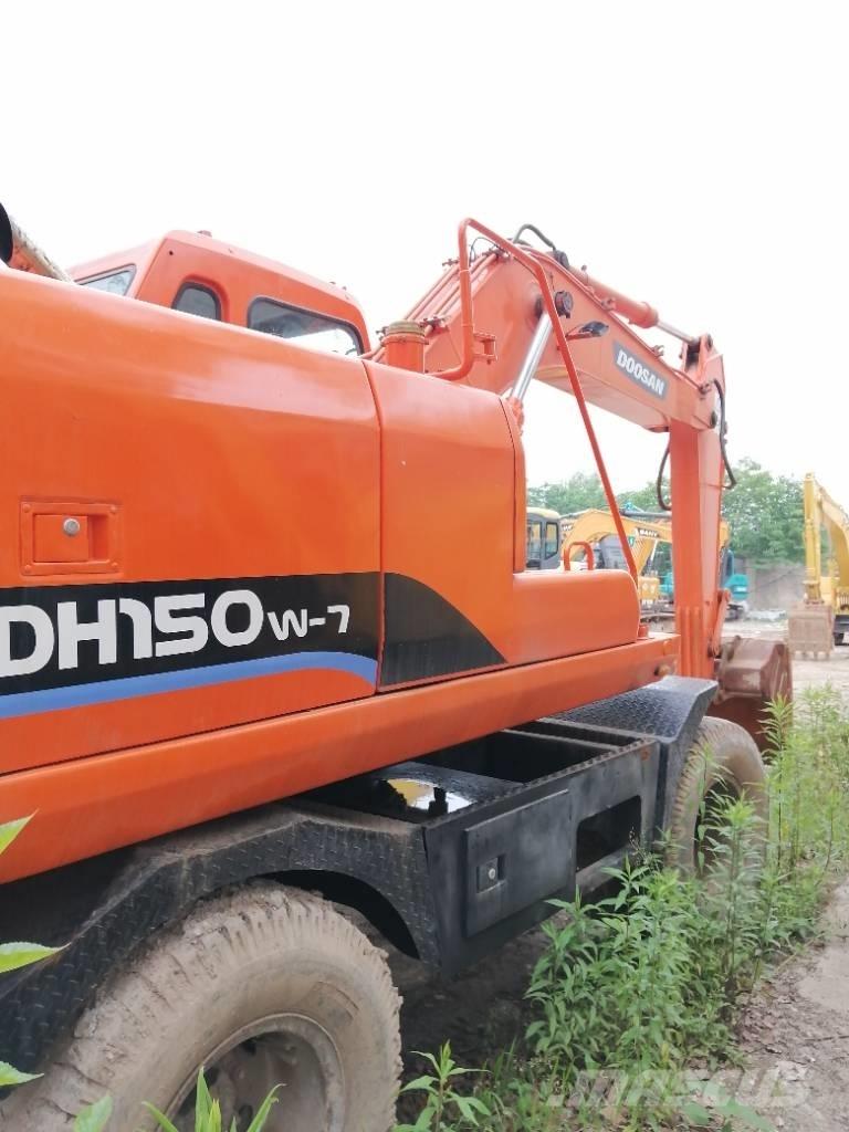 Doosan DH 150 W-7 Escavadeiras de esteiras